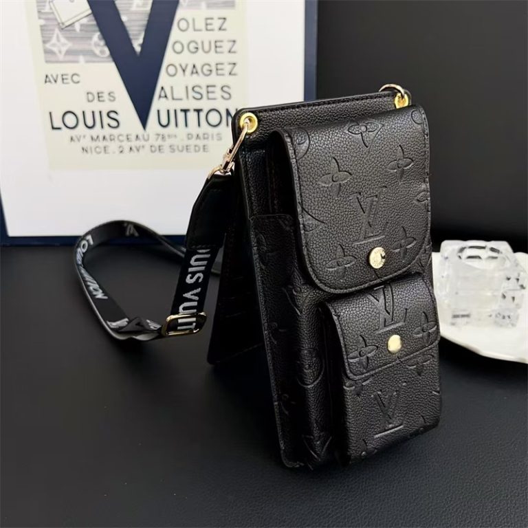 Luxury Louis Vuitton Monogram Multi-Pocket Crossbody Phone Bag