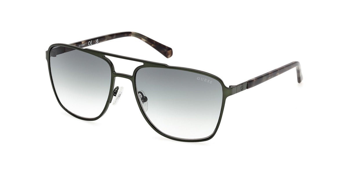 Guess GU00210