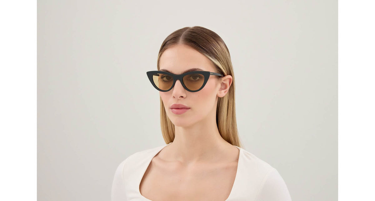 Alexander McQueen AM0577S