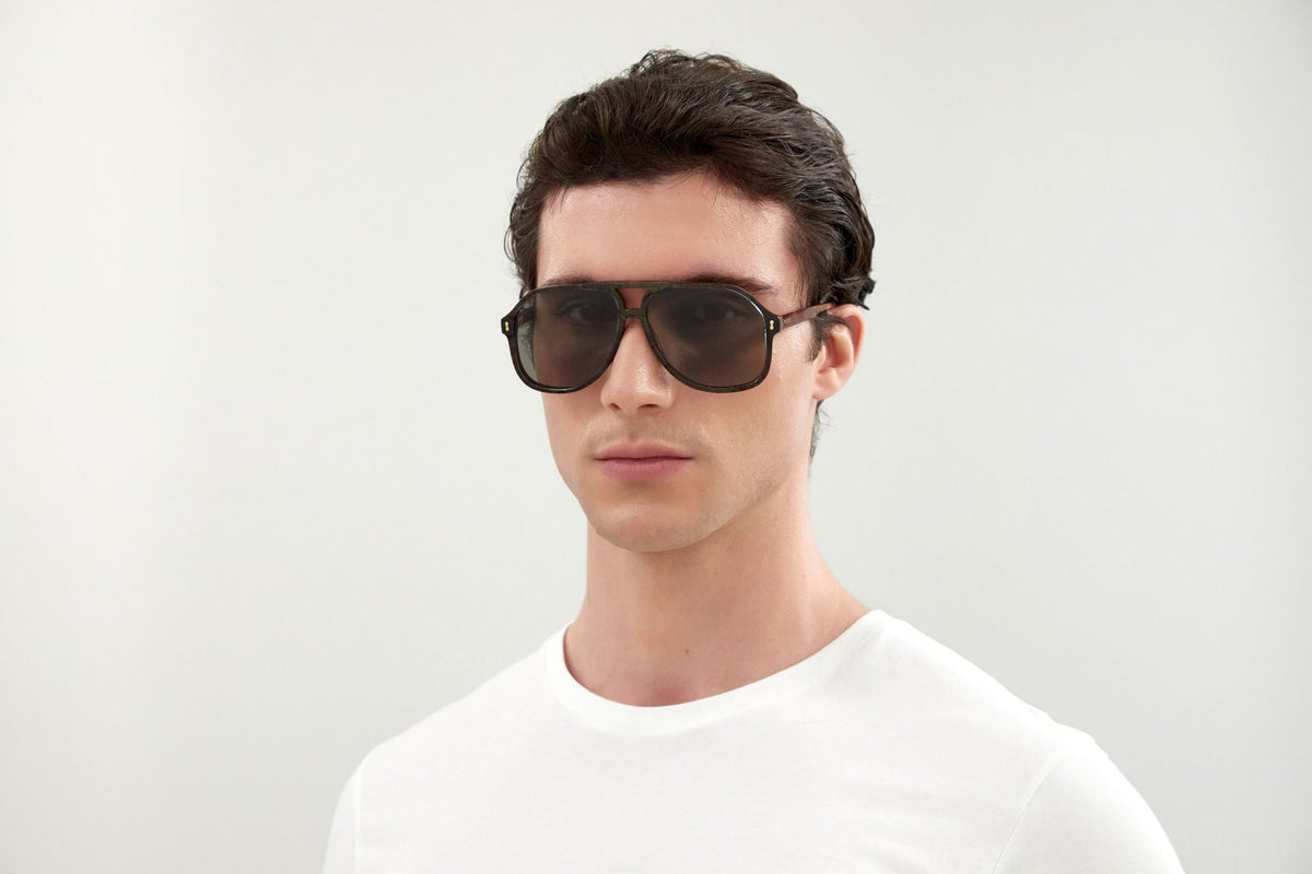 Gucci GG1042S